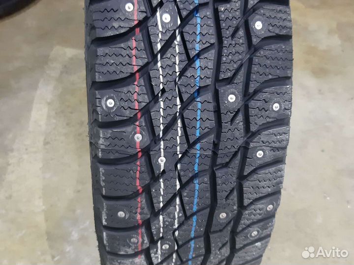 Viatti Bosco Nordico V-523 205/70 R15 96T