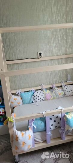 Кровать домик