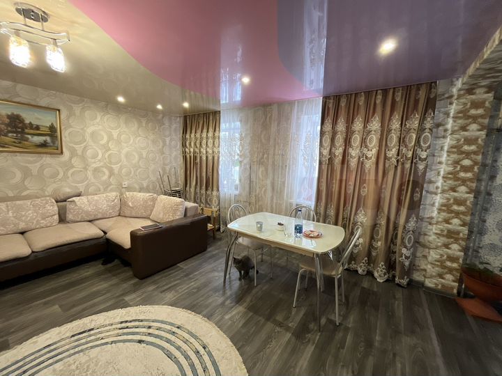 4-к. квартира, 84 м², 3/5 эт.