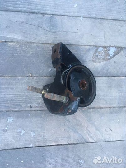 Подушка двигателя RBI