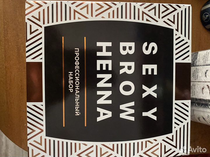 Brow-мастер, lash-мейкер