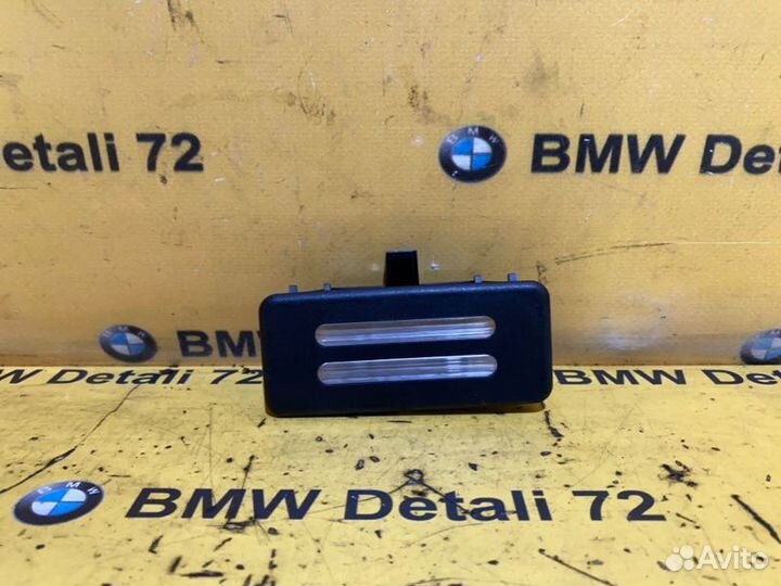 Плафон подсветки салона Bmw 5 E60 M54B30 2004