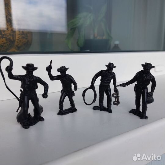 Солдатики ковбои