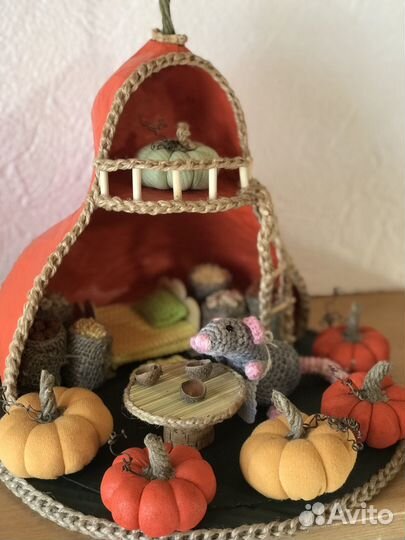 Осенняя поделка домик мышки