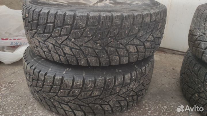 Dunlop Grandtrek Ice 02 225/65 R17 106T