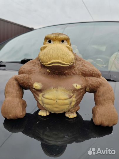 Игрушка тянучка горилла