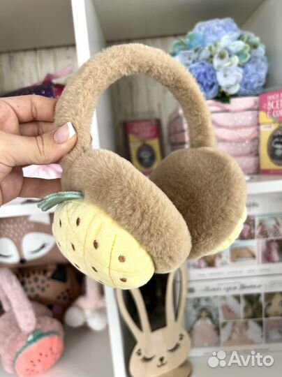 Меховые наушники новые