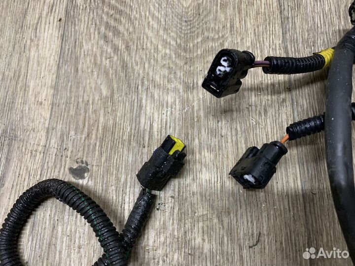 Renault Duster Проводка (коса) моторная 2.0 F4R