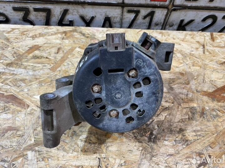 Генератор Ford Focus универсал 1.8 2006