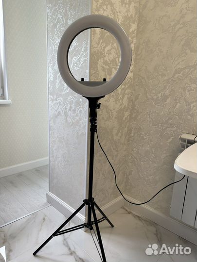 Кольцевая лампа 36см