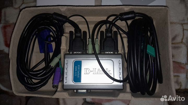KVM переключатель D-Link KVM-121