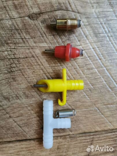 Нипельные поилки куры, цыплята, кролики