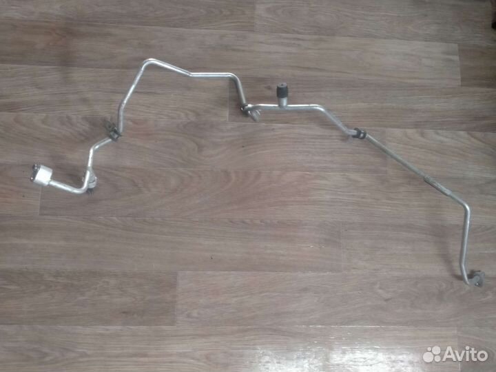 Трубка кондиционерa Renault sandero