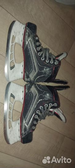 Хоккейные коньки bauer