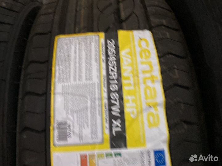 Hankook Dynapro HP2 RA33 215/70 R16 100H
