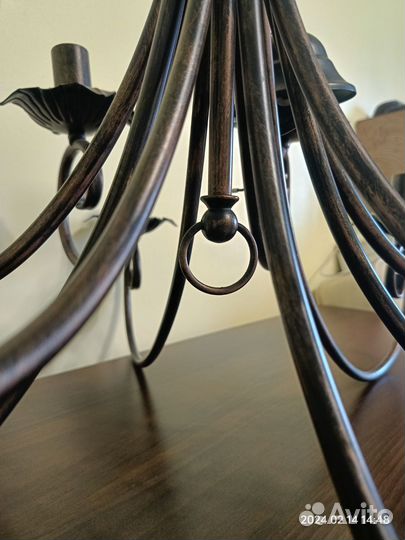 Люстра кованая бронзовая. Высота 95 см, диаметр 80