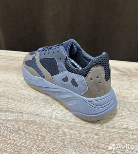 Кроссовки Adidas Yeezy