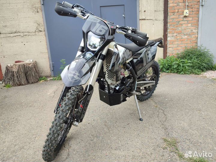 Kews CBS 300 Avantis A6 Lux