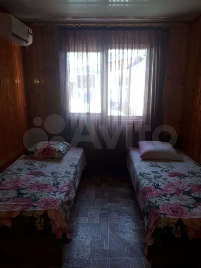 Дом 521 м² на участке 5 сот.