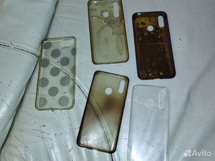 Чехлы на телефоны