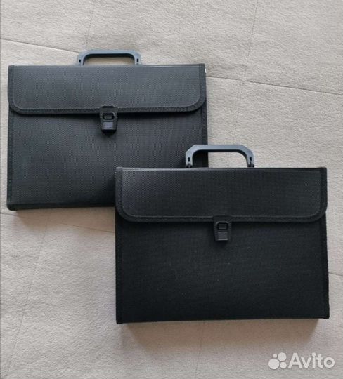 Дипломат портфель с файлами