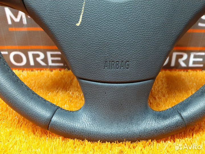 Руль Bmw 3-Series E90 N46B20B 2009