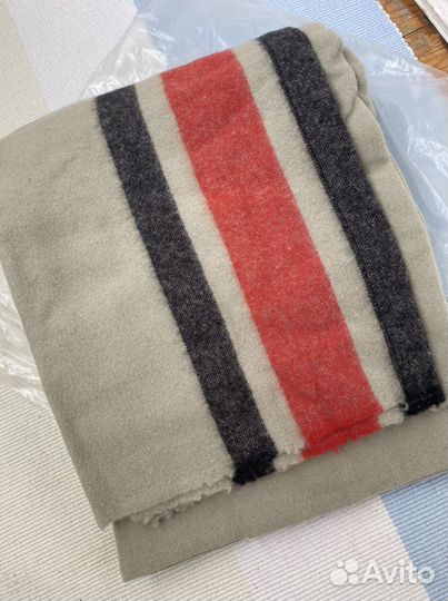 Плед шерстяной новый