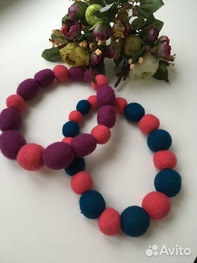 Бусы и браслеты ручной работы