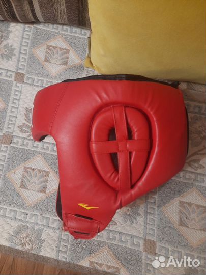 Боксерский шлем everlast
