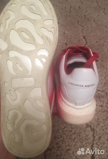 Кожаные кроссовки