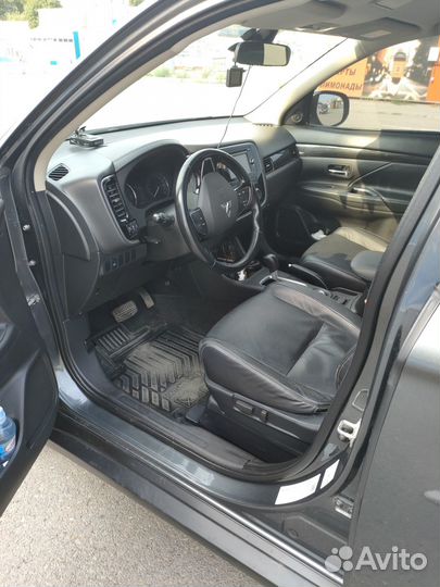 Mitsubishi Outlander 2.0 CVT, 2016, 135 000 км