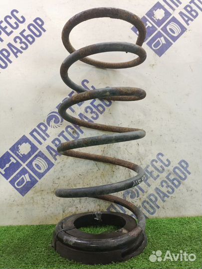 Пружина подвески задняя правая Hyundai Terracan