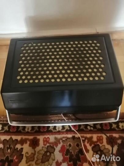 Проигрыватель винила 