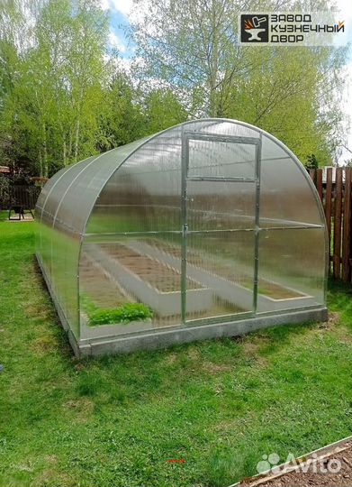 Теплица усиленная с поликарбонатом