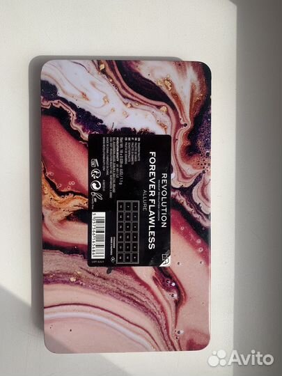 Палетка теней Revolution Forever Flawless