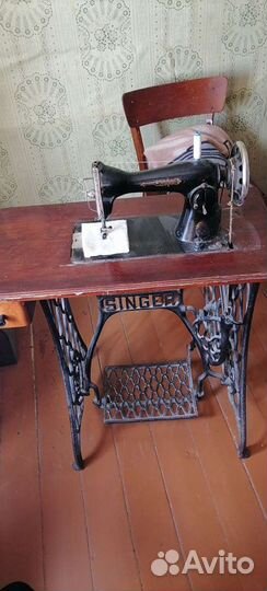 Швейная машина Singer