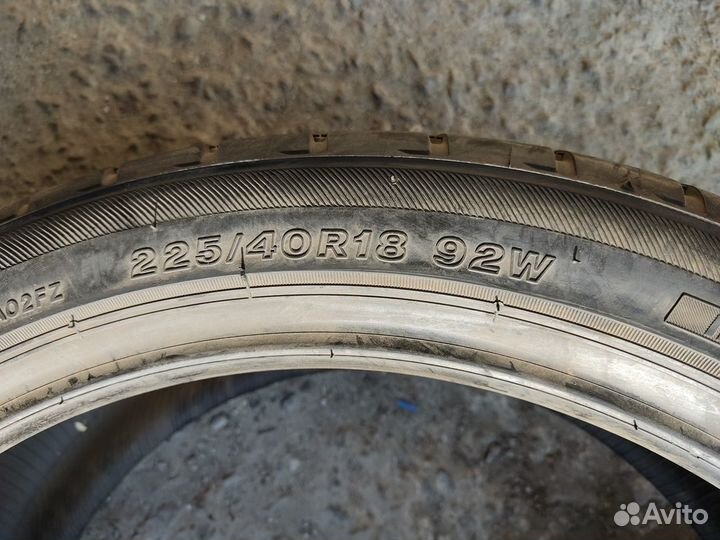 Bridgestone Potenza RE002 Adrenalin 225/40 R18 92W