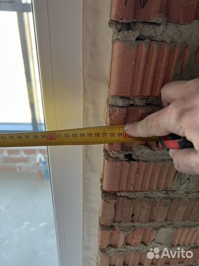 Оконные блоки с дверью