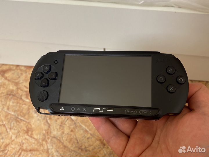 Sony PSP e1008
