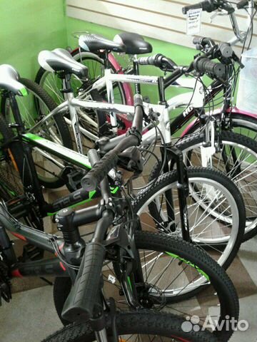 На Алюминиевой раме с дисковыми тормозами велосипе