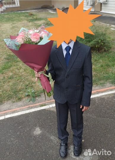 Школьный костюм для мальчика 128 серый