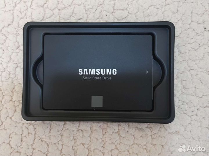 Жесткий диск ssd EVO 870 250 GB