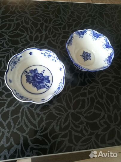 Две вазы Гжель