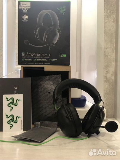 Игровые наушники Razer blackshark v2 x