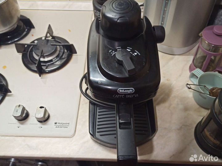 Кофемашина Delonghi рожковая