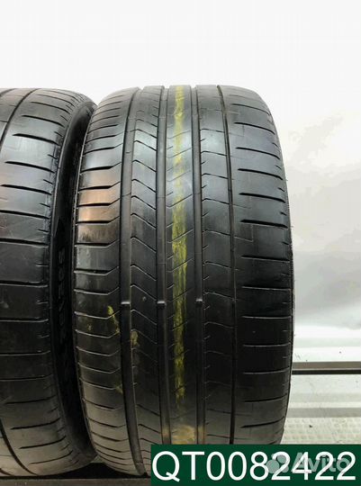 Pirelli P Zero PZ4 295/35 R21 96P