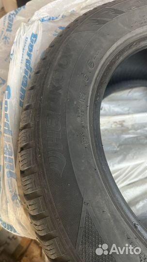 Hankook Winter I'Pike 225/55 R16