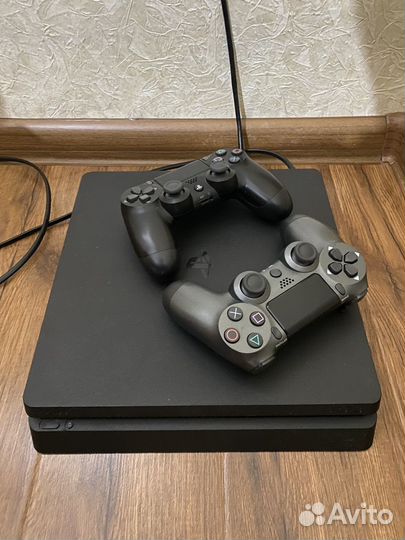 Sony PS4 slim 1Tb