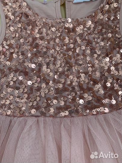 Платье для девочки пышное 92