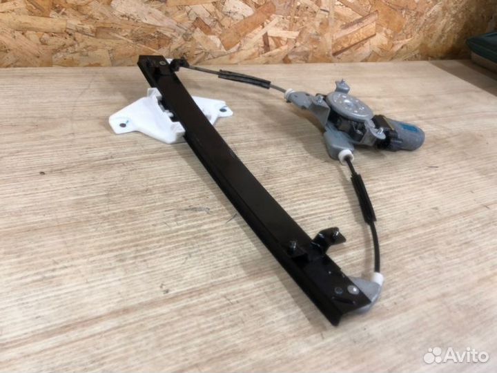 Стеклоподъемник задний правый Ssangyong Kyron